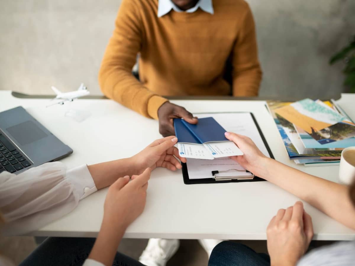 What are the Key Eligibility Criteria for Employment Pass Application? 